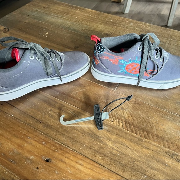 Kids heelys size youth 3 - Picture 5 of 7
